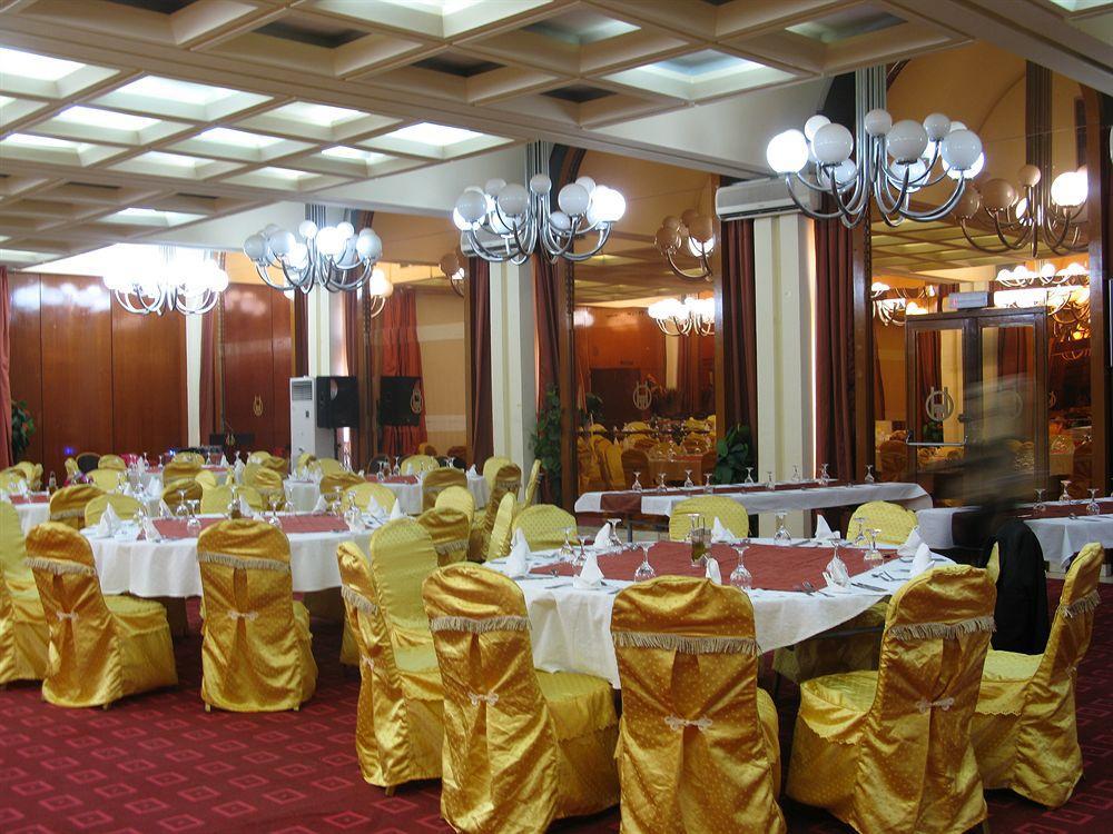 Gaweye Hotel นีอาเมย์ ภายนอก รูปภาพ