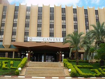 Gaweye Hotel นีอาเมย์ ภายนอก รูปภาพ